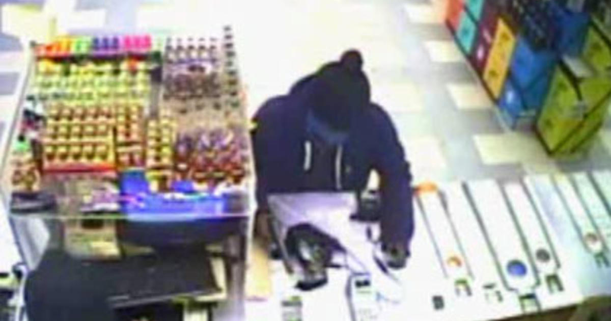 Nypd Suspects Wanted For Armed Robberies In Brooklyn Cbs New York 0085