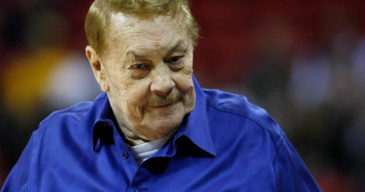 Los Angeles Lakers to wear jersey patch honoring late owner Dr. Jerry Buss