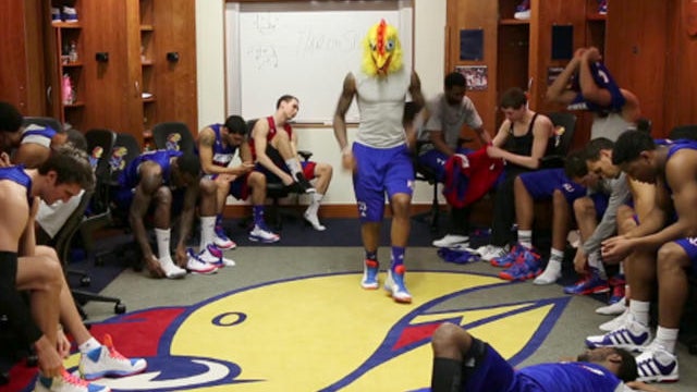 Harlem_Shake_KU_Basketball_Team_copy_640x480.jpg 