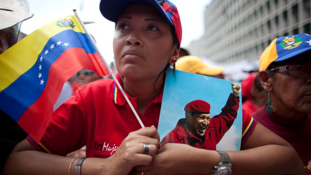 chavez_supporter_AP910528230537.jpg 