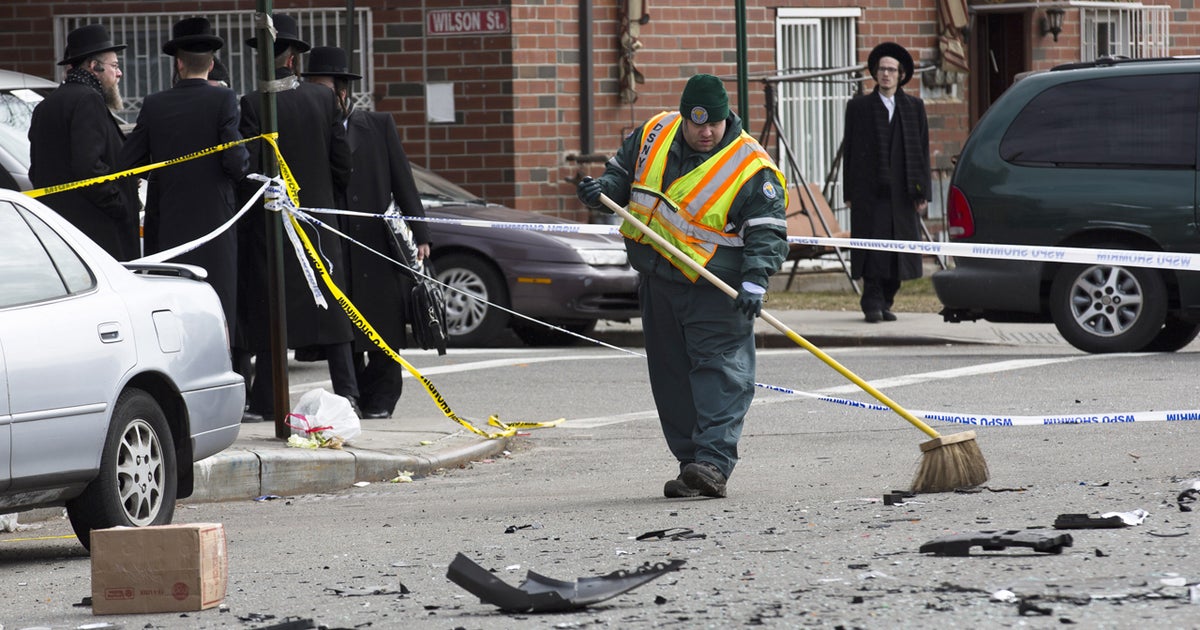 Expectant NYC couple killed in crash; baby survives - CBS News