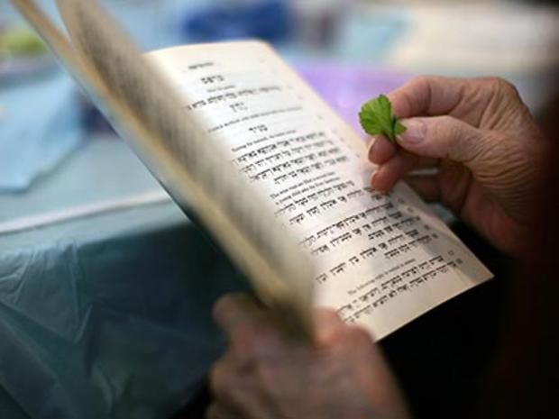 Holocaust Survivors Meet For Passover Seder 