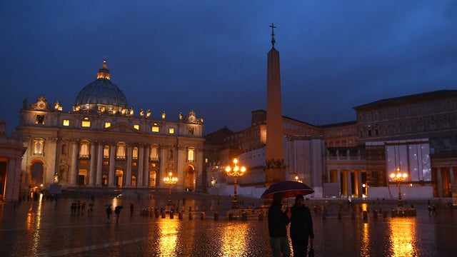  St Peter's Square, Vatican, City, Rome 