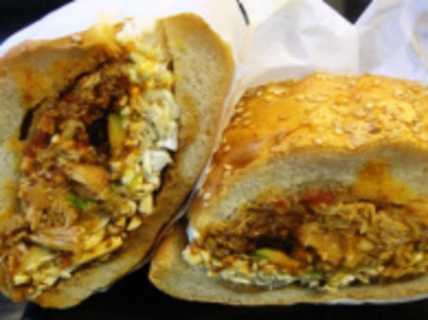 spicy-chicken-sandwich-from-el-idolo-taco-truck.jpg 