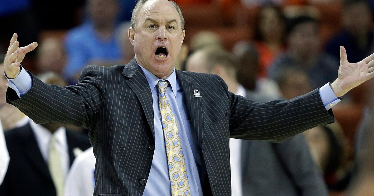 UCLA cans head basketball coach Ben Howland - CBS News