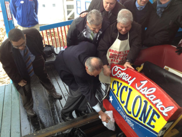 Sen. Schumer, Brooklyn Borough President Marty Markowitz give Cyclone its "egg cream christening" 
