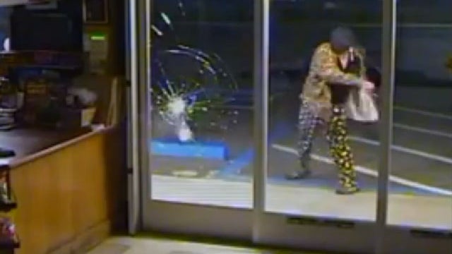 burglar.jpg 