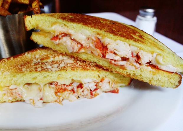 lobster grilled cheese 