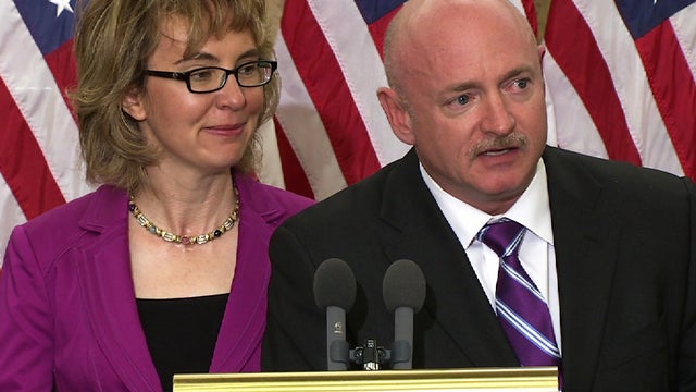 Politics_Giffords_416.jpg 