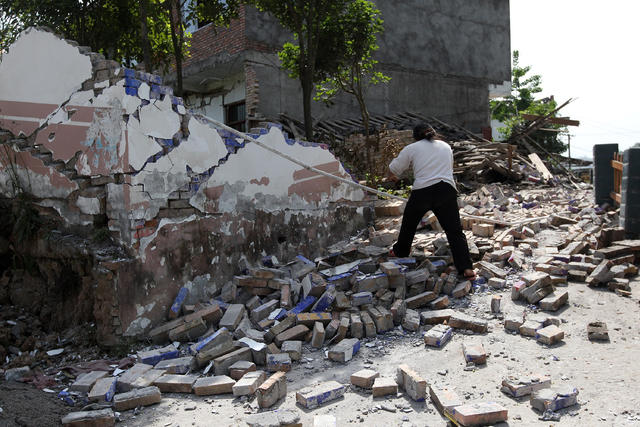 Earthquake hits China's southwest