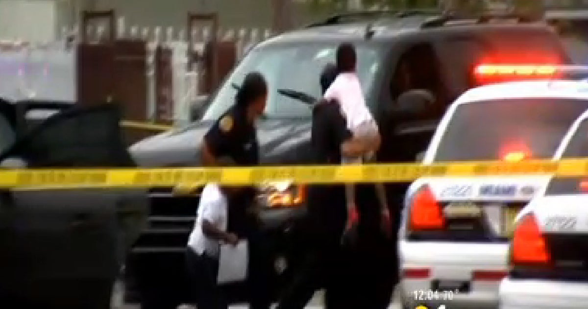Cops: Woman steals car with 3 kids in front of Miami convenience store ...