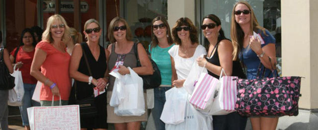 Hollister Co. Outlet Stores Across All Simon Shopping Centers