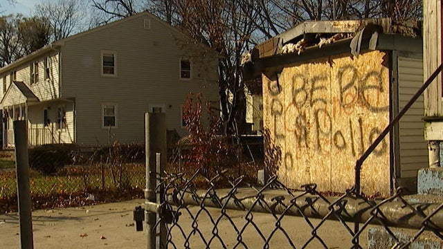Attacking gang graffiti 