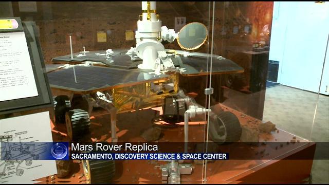 mars-rover-replica.jpg 