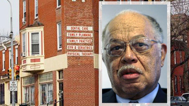 Dr_Kermit_Gosnell_130513_2.jpg 