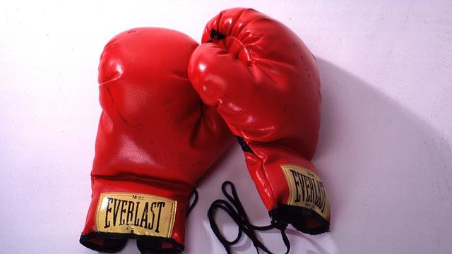 boxing-gloves.jpg 