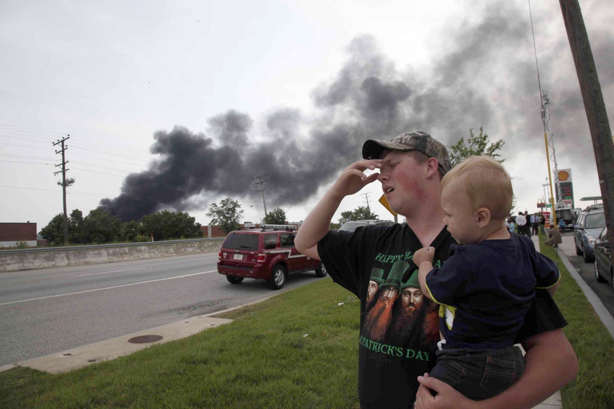 Fiery freight train crash in Md.