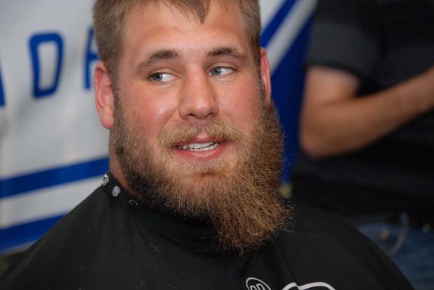 Travis Frederick Shaves With 105.3 The Fan 