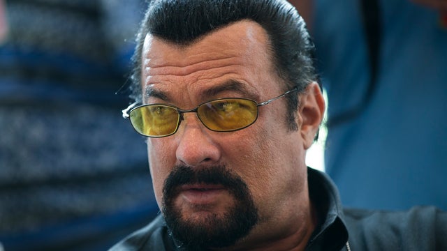 seagal_russia_AP634660113787.jpg 