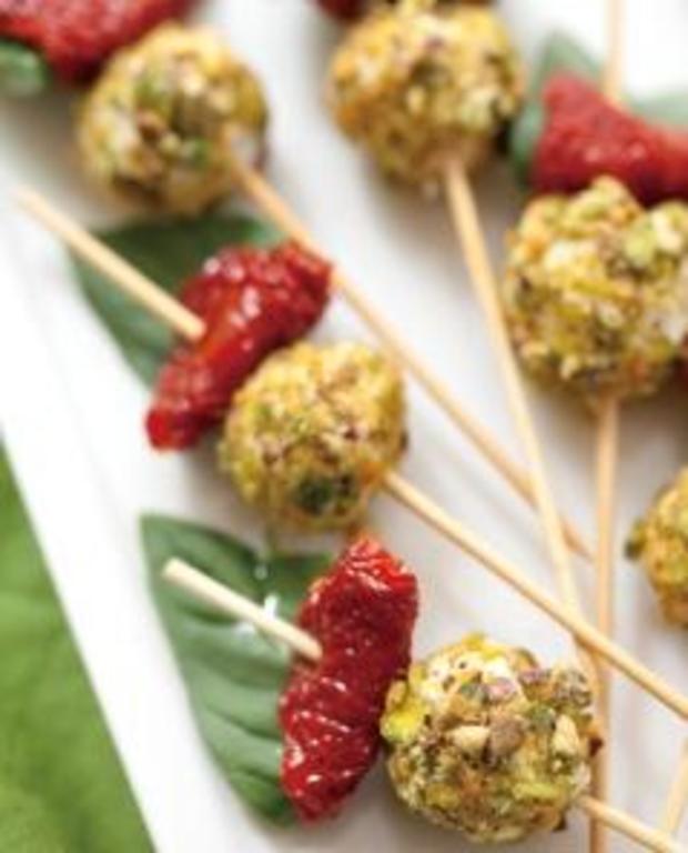 Sun-Dried Tomato and Goat Cheese Skewers 