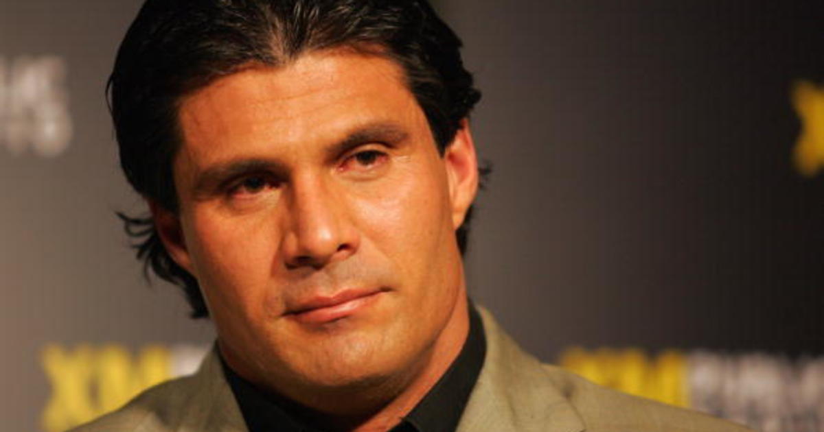 Twitter rant costs Jose Canseco his job as A's TV analyst