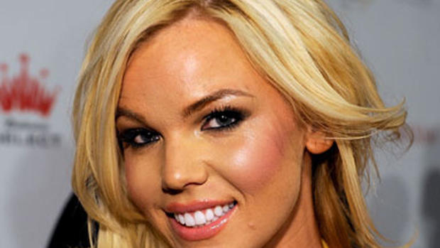 Ex-Playmate pleads guilty in immigrant smuggling case 