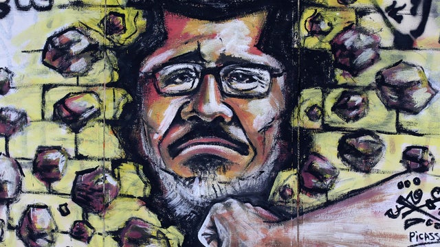 Morsi_Graffiti_AP821751146070.jpg 