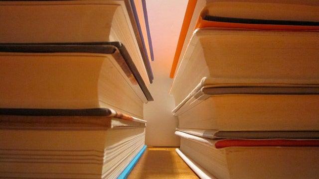 books-640x480-katerha.jpg 