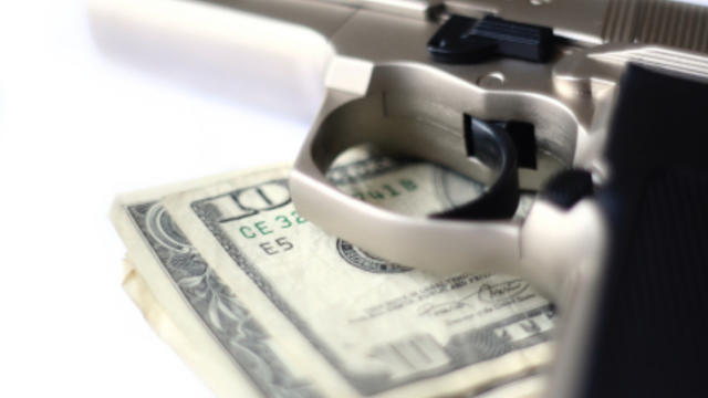 gun-and-money.jpg 