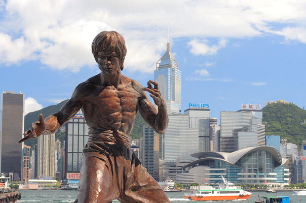 Bruce Lee Statue 