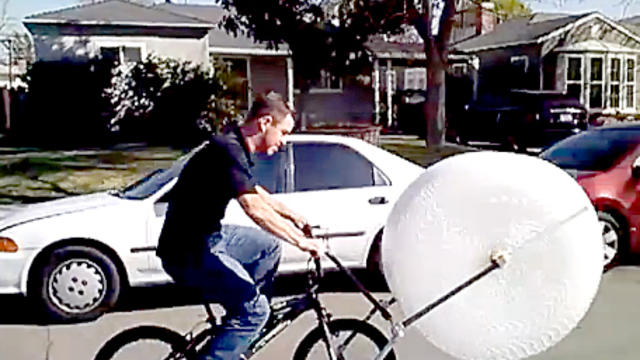 Bubble_Wrap_Bike_Eric_Buss.jpg 