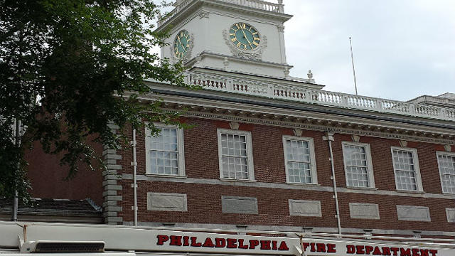 independence-hall-fire.jpg 