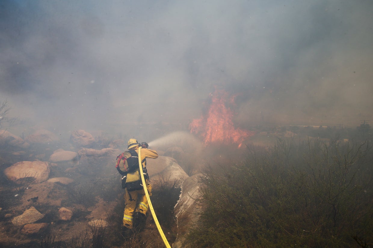 California fire continues to spread