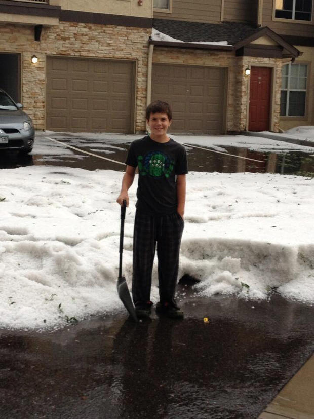 ken-caryl-hail-shoveling-from-jenifer-reeder-on-twitter21.jpg 