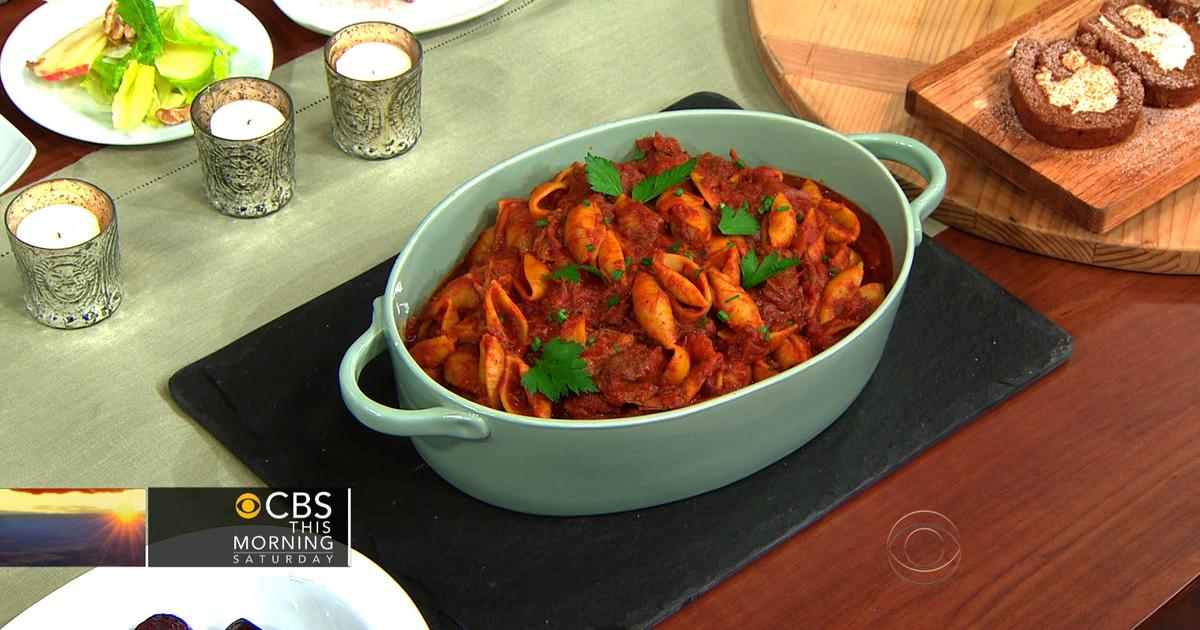 THE Dish: Chef Matt Lightner's Hungarian goulash - CBS News