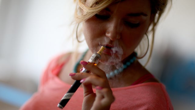 E-cigs surge in popularity 