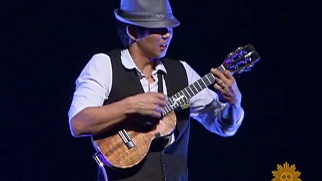 Ukelele_Shimabukuro_01.jpg 