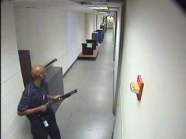 Navy Yard shooting surveillance images 