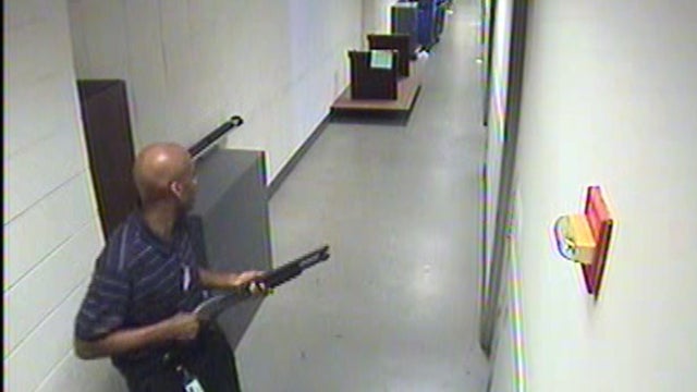 aaron alexis, shotgun, rampage, navy yard 