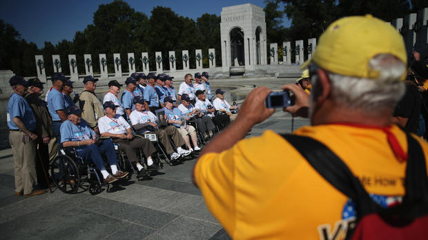 WWII vets defy shutdown 
