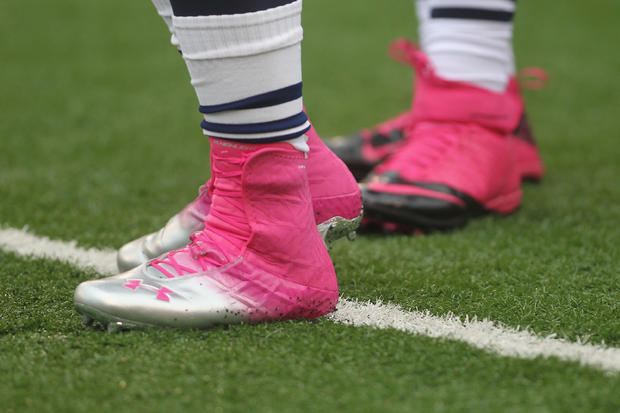 NFL pink cleats 