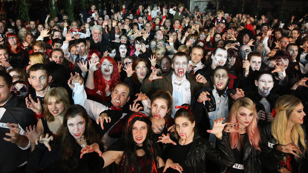 Vampires gather to break record 