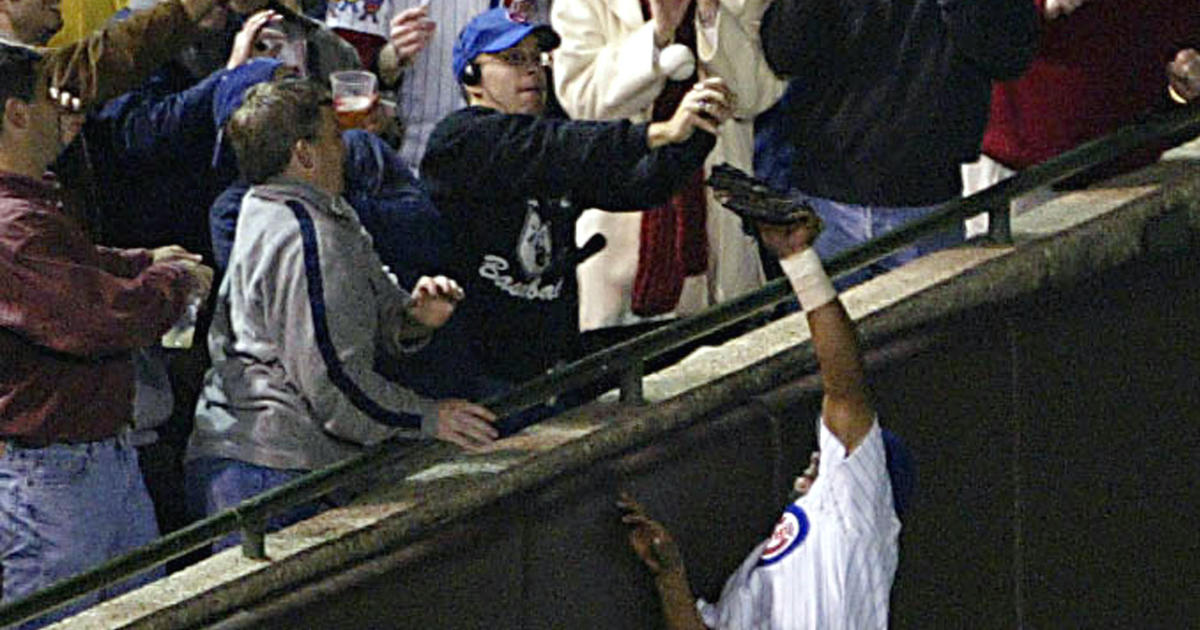 Steve Bartman Is Receiving A World Series Ring From Cubs CBS Chicago