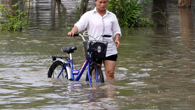 thailand_floods_AP506317006398.jpg 