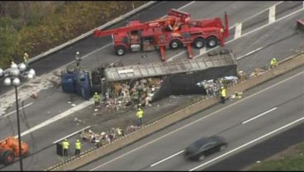 overturned-tractor-trailer-partially-shuts-down-pa-turnpike-16.jpg 
