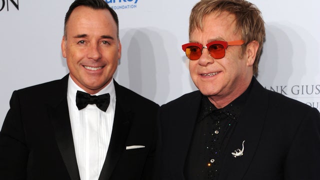 Elton John AIDS Foundation gala brings out the stars 
