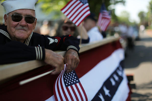 Fairfield, CT, Marks Memorial Day With Parade 