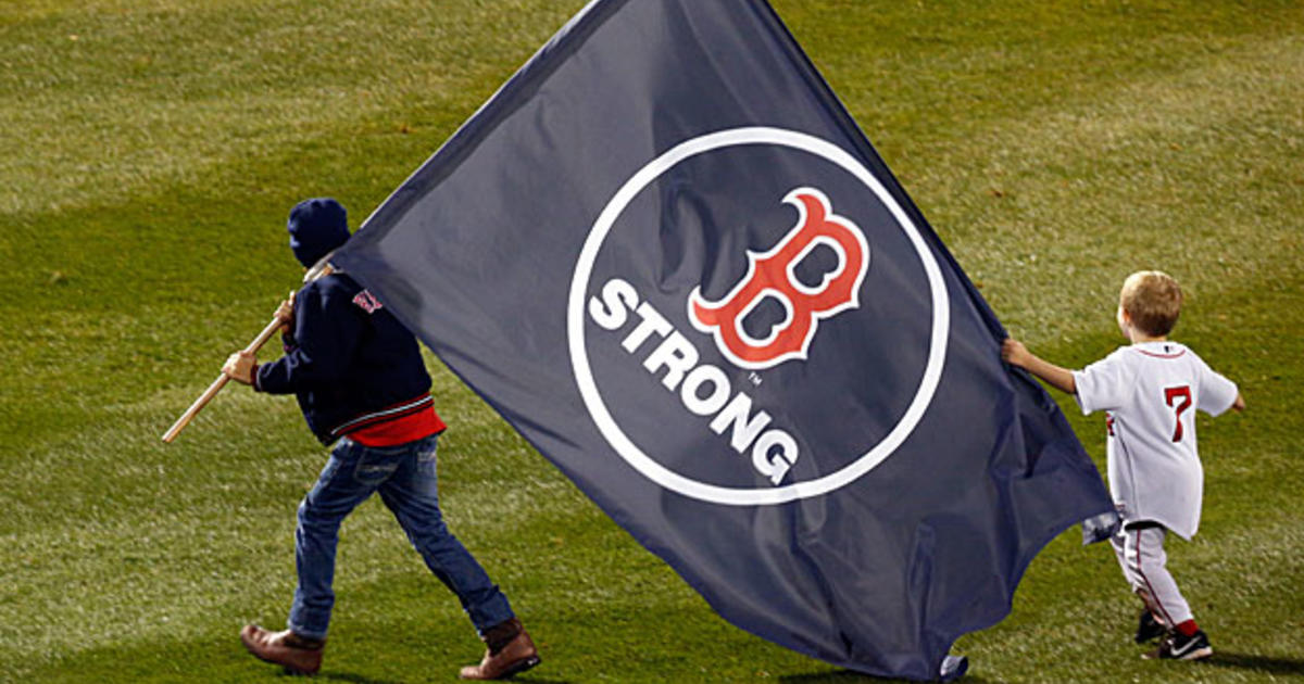 Boston Red Sox Pay Tribute to Marathon Victims with Touching