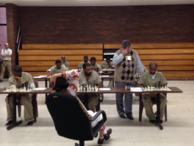 Timur Gareev plays chess at jail 