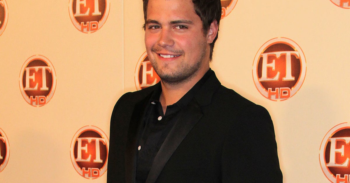 Levi Johnston files for custody of son Tripp CBS News(01)